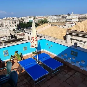 La Terrazza Di Apollo Al Centro Di Ortigia Syracuse